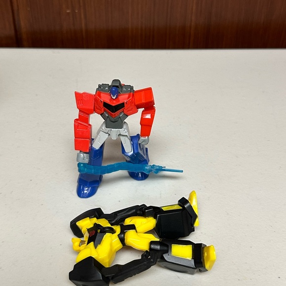 Transformers Robots In Disguise Optimus Prime and BlumbleBee action Figures - Picture 2 of 3